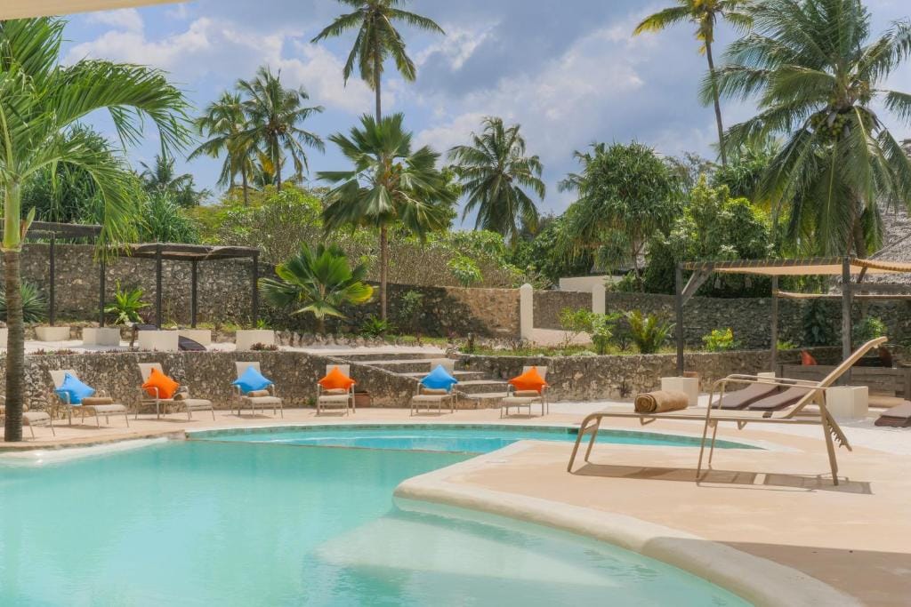Poolen på Zanzibar Pearl Boutique Hotel