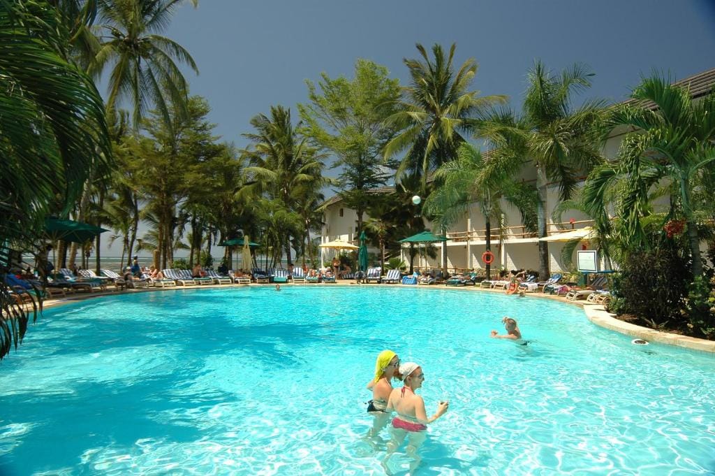 Poolen på Travellers Beach Hotel i Kenya Poolen på Travellers Beach Hotel i Kenya