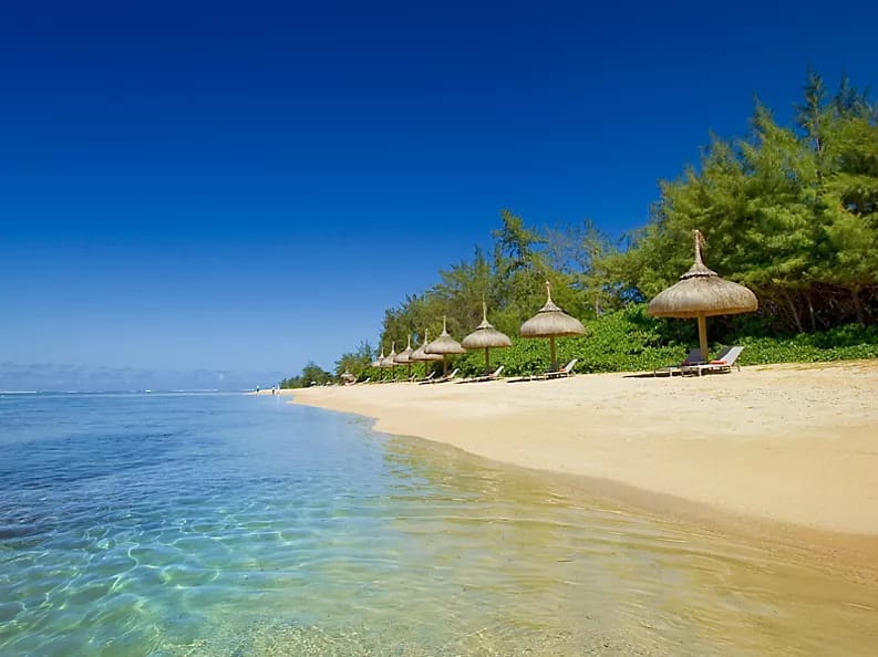 Sofitel Mauritius beach