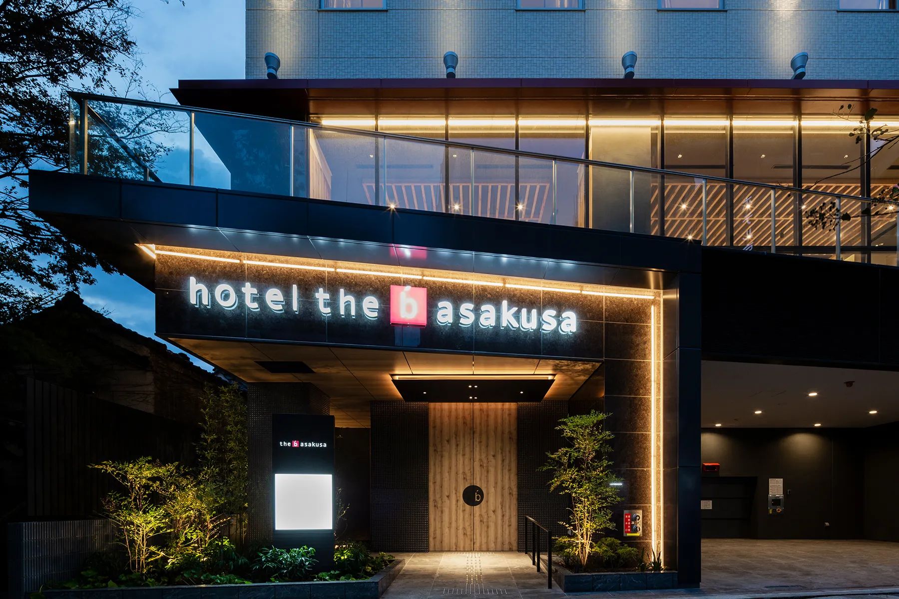 The B Asakusa, Exteriør