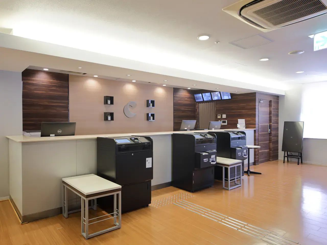 Comfort Hotel Hiroshima Otemachi, reception