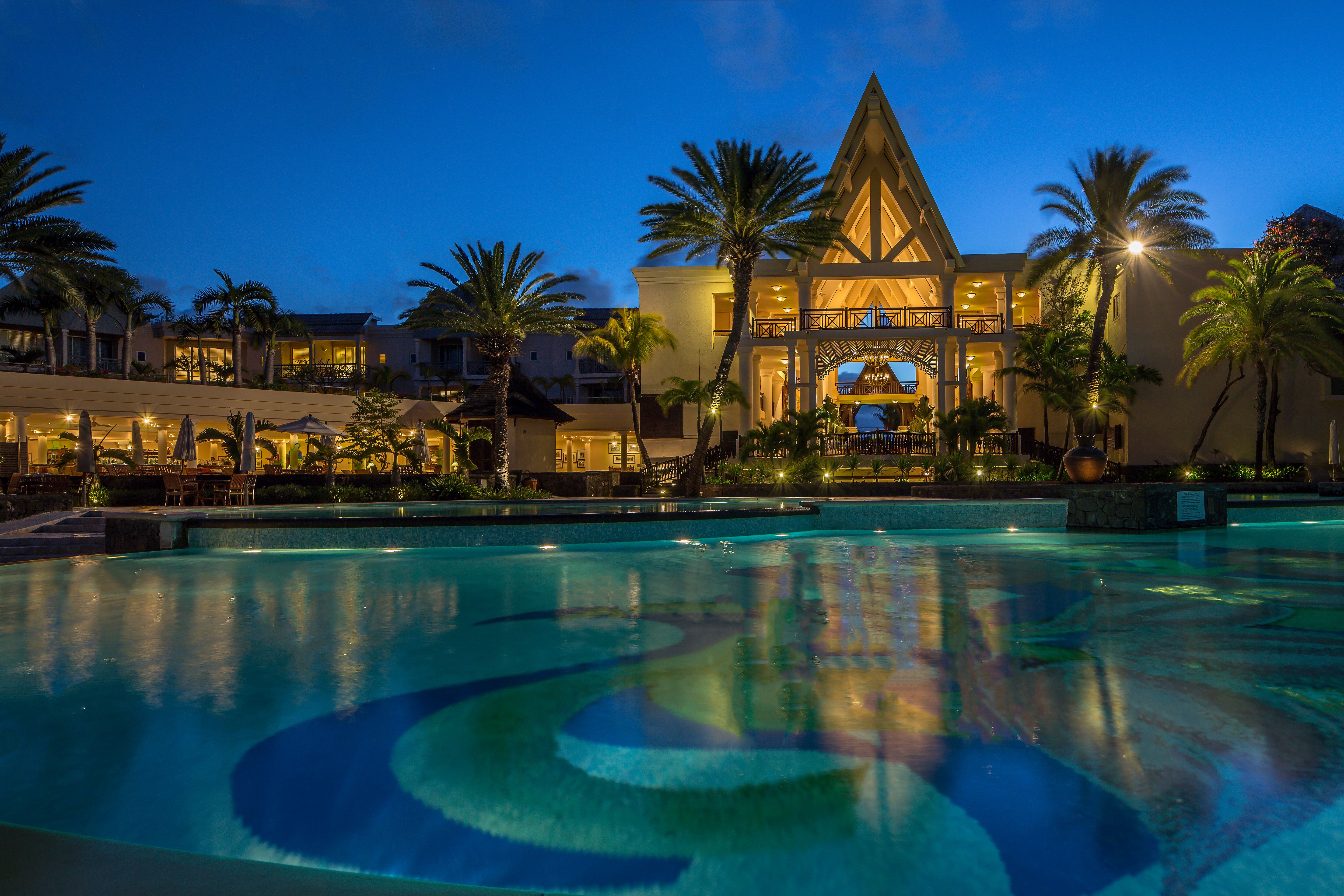 The Residence om aftenen