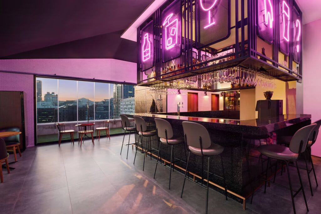 Moxy Seoul Insadong, Bar