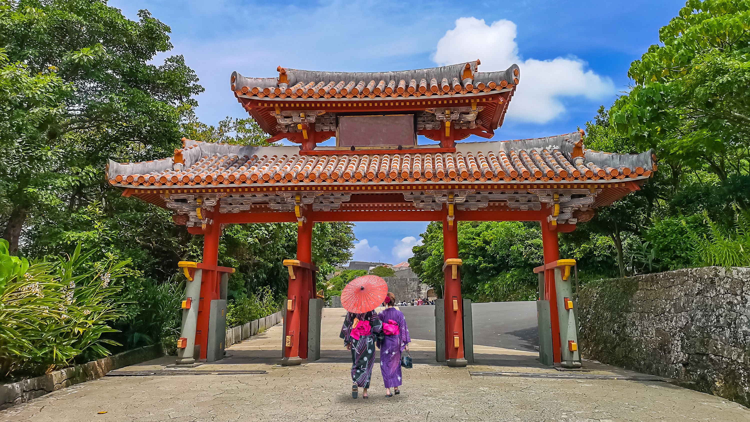 Shureimon-porten ved Shuri Castle i Okinawa.