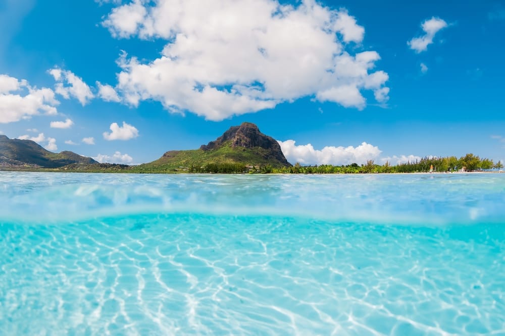 Le Morne fra under vandet