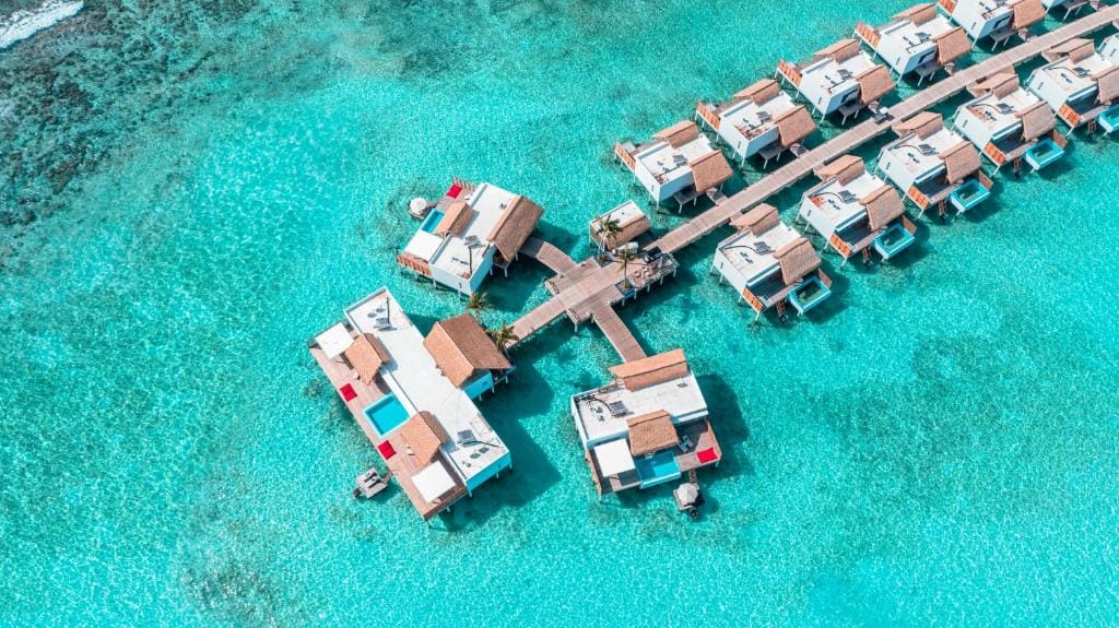 Emerald Maldives set fra oven