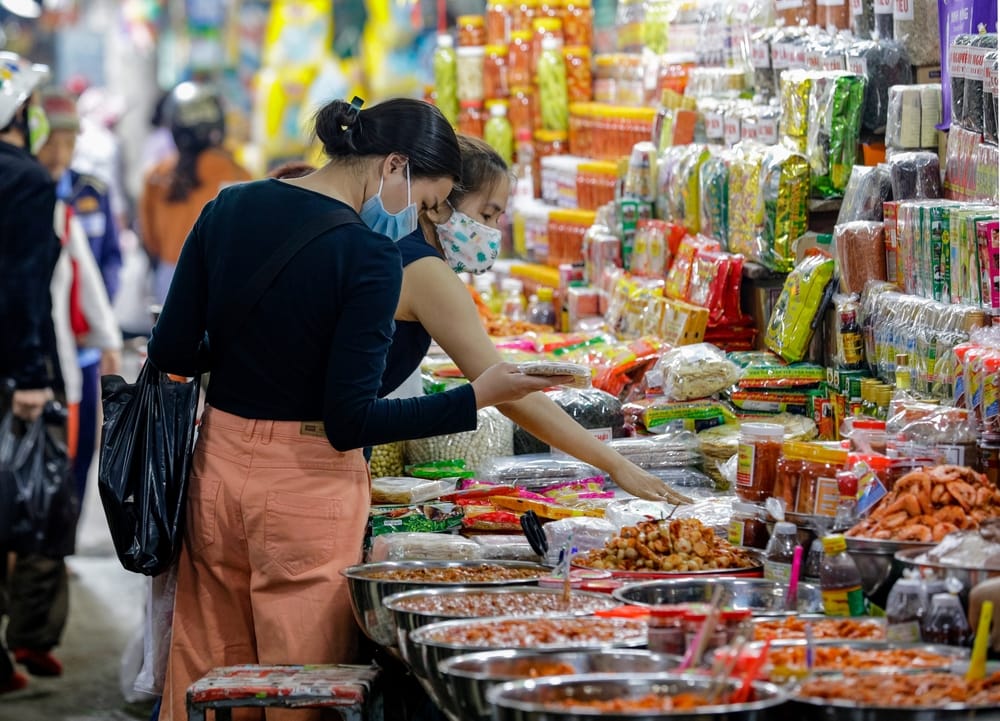 Dong Ba market - farverigt udvalg af specialiteter