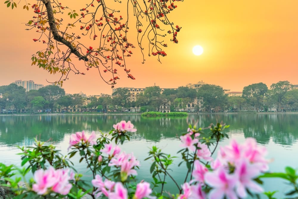 Hoan Kiem Lake