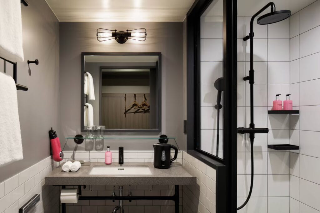 Moxy Osaka Umeda, badeværelse