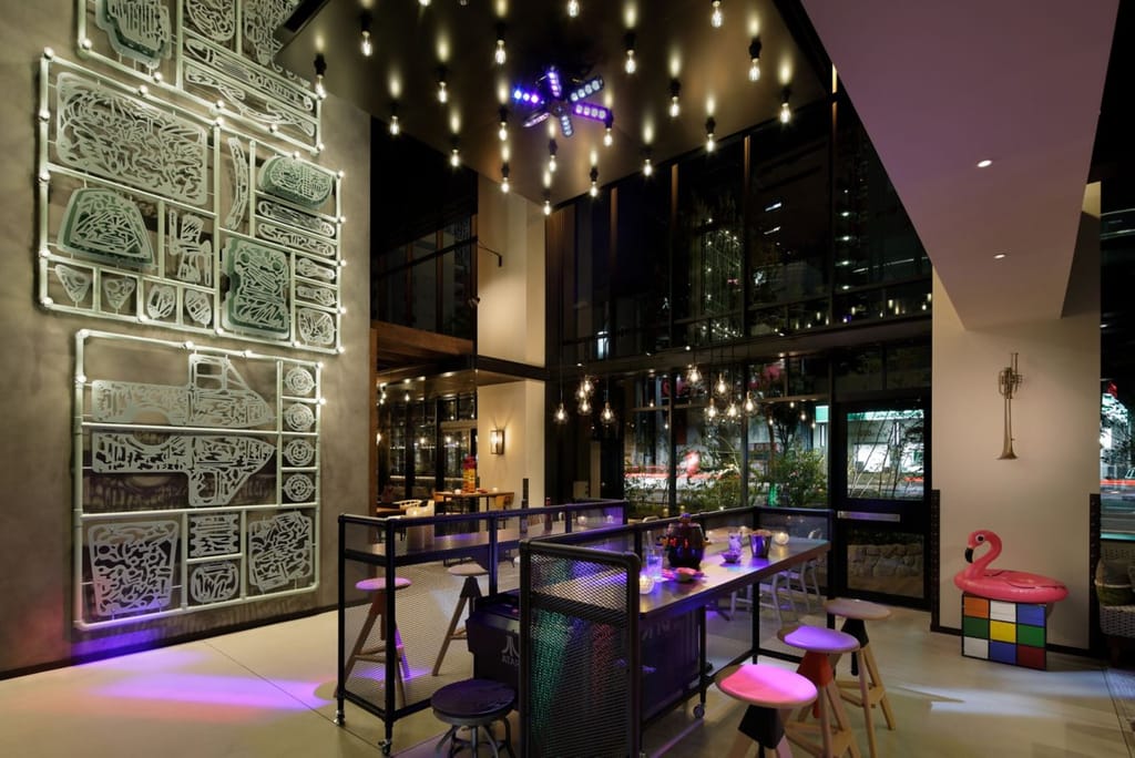Moxy Osaka Umeda, bar