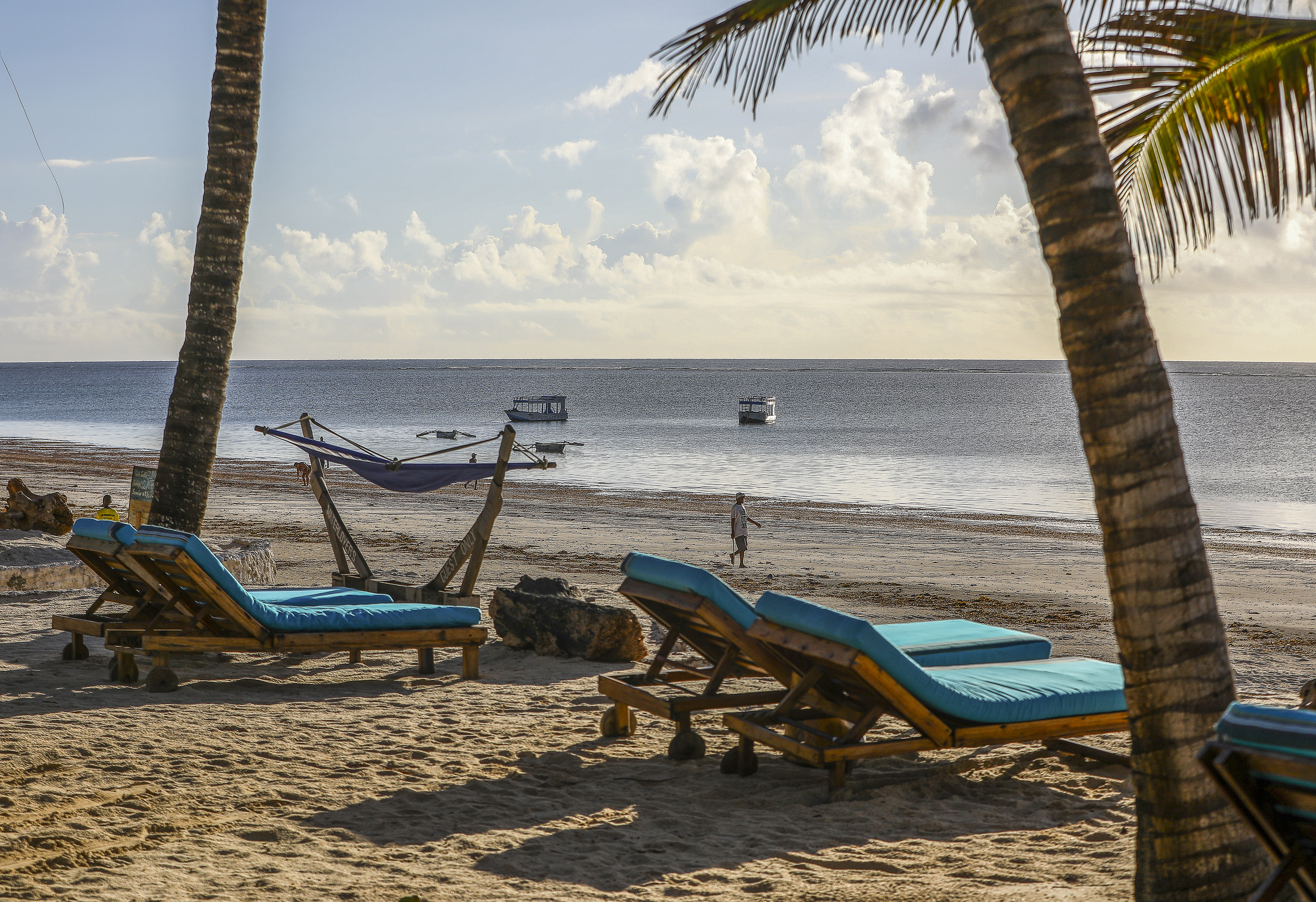 Stranden ved Waterlovers Beach Resort på Kenyakysten