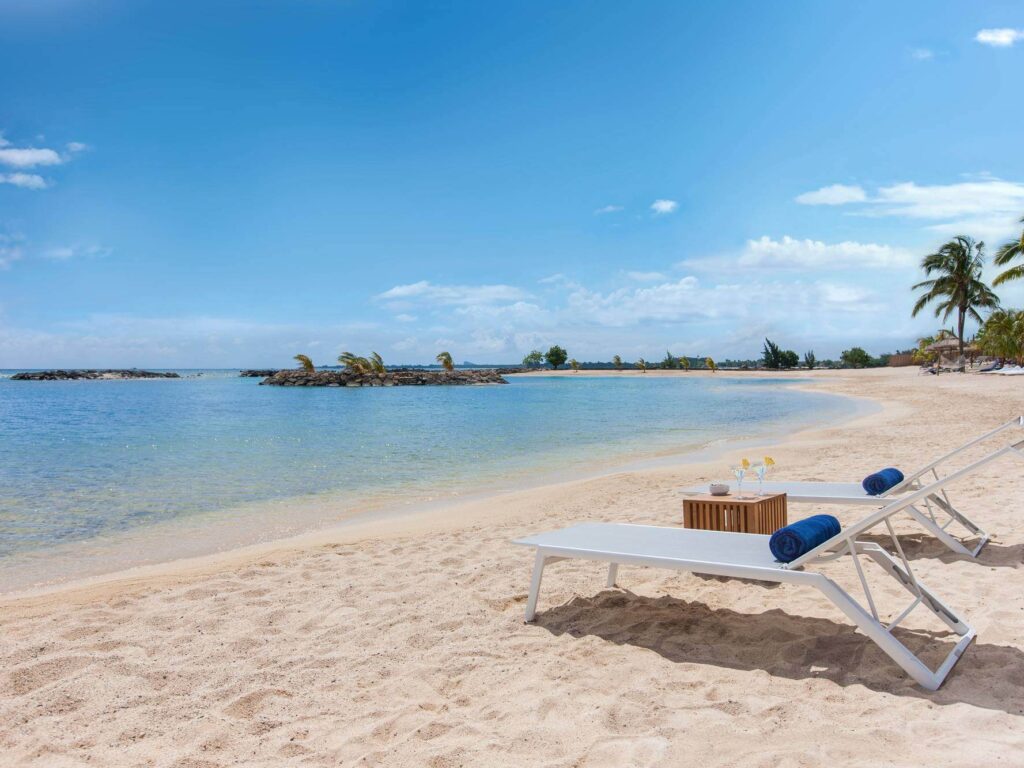 la-plage-trou-aux-biches_0 - Kopi