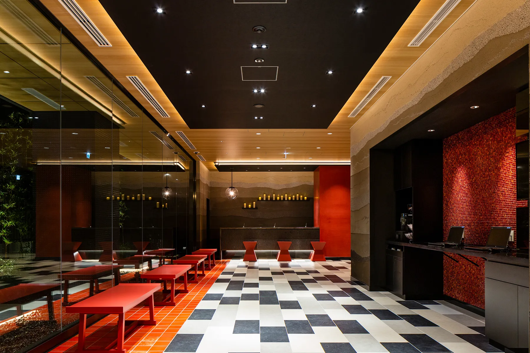 The B Asakusa, Lobby og reception
