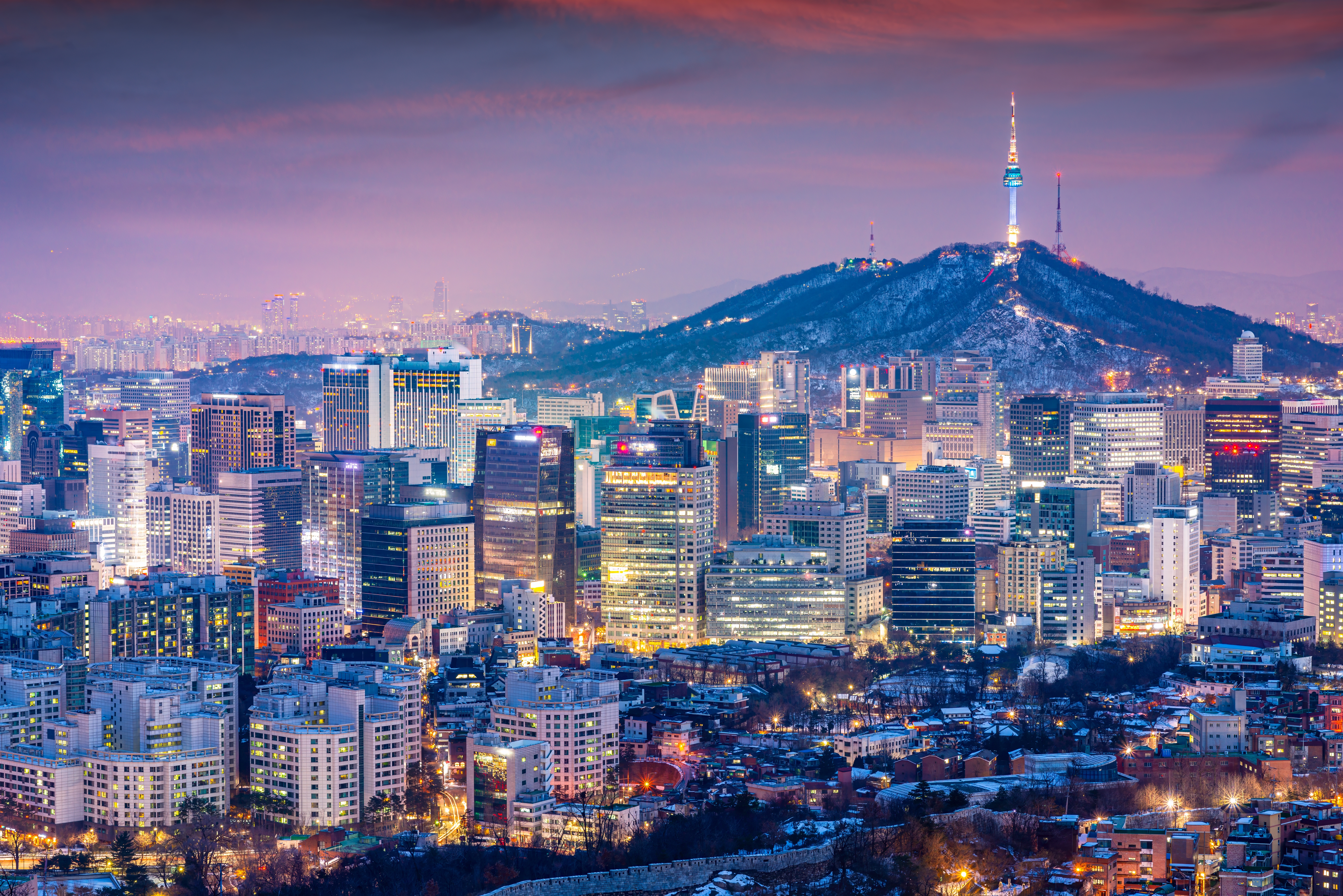 Seoul skyline om vinteren om natten.