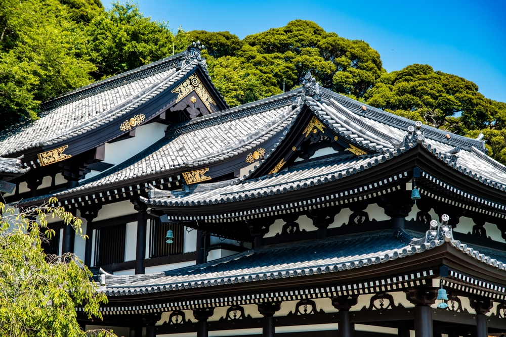 Hasedera-templet i Kamakura, Japan, kendt for sin store Kannon-statue, smukke haver og udsigt over kysten